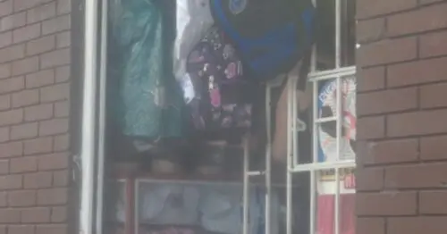 ALMACEN DE ROPA CALLE 22F ALMACEN DE ROPA CALLE 22F